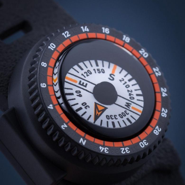 Zegarek Luminox XB.3741 - Iránytűk