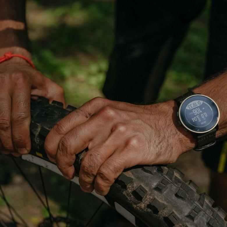 Suunto 9 Peak Pro Forest Green sportóra SS050828000